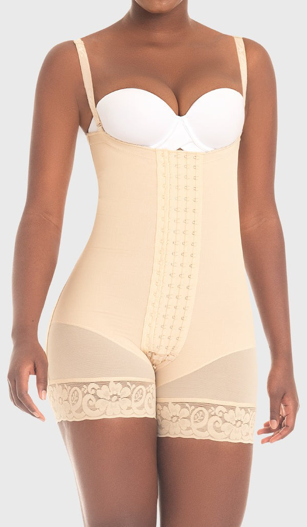 F0086 Faja Colombiana corta strapless y 4 niveles de  ganchos