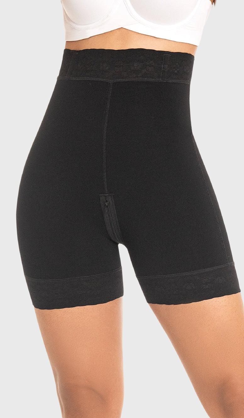 SXA0327 Short corto con talle extra alto