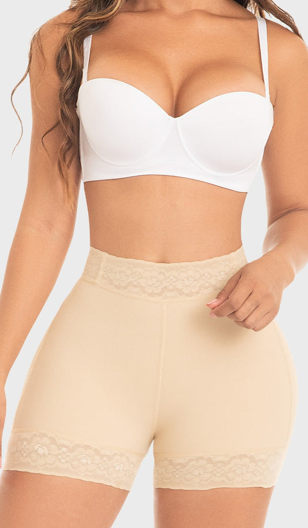 STA0321 Short extracorto con talle alto y levanta glúteos